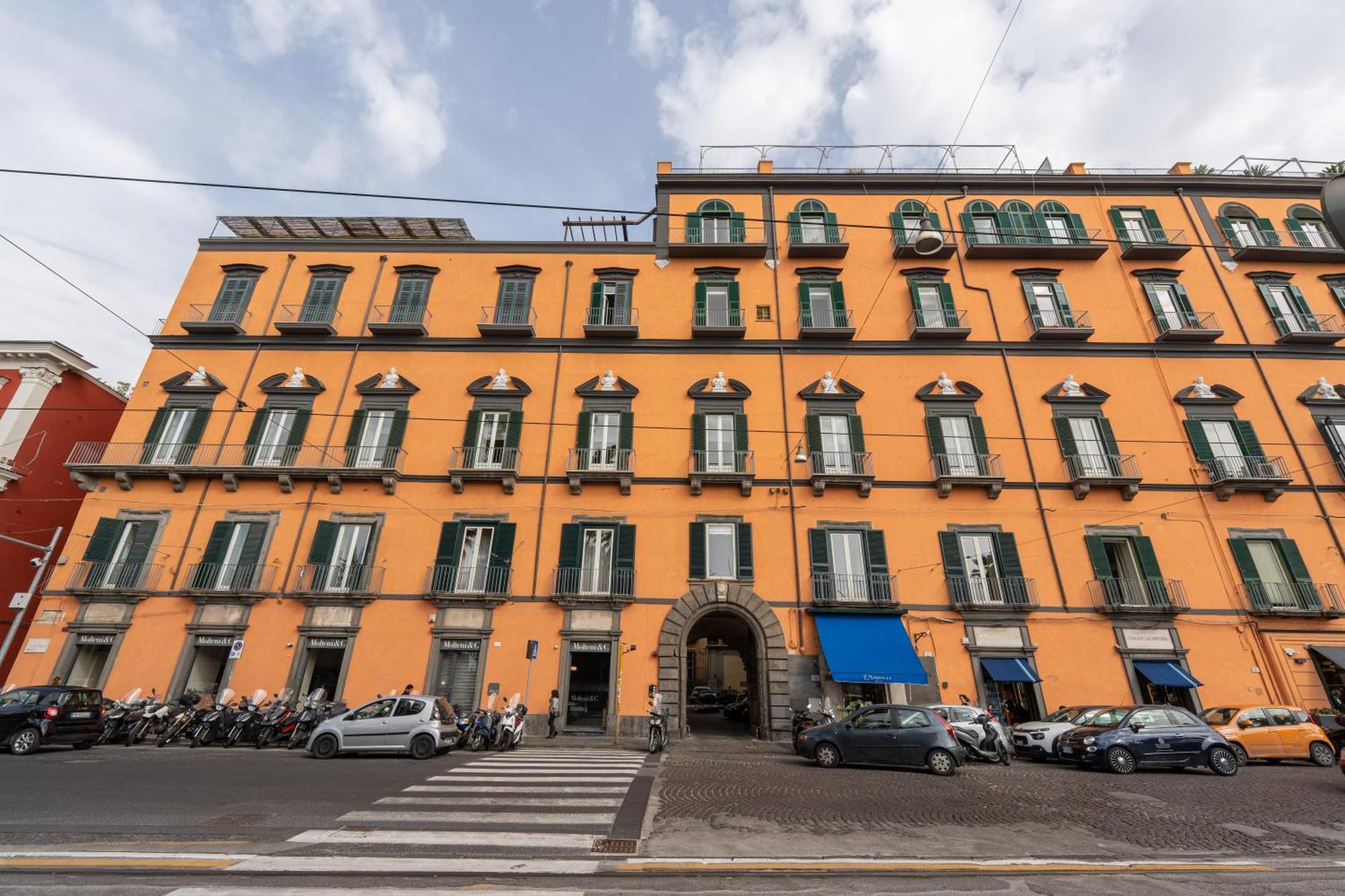 Corte Satriano Residence: Blue Affittacamere Napoli